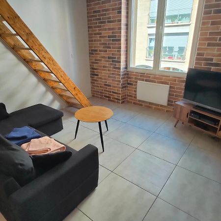 Joli apparemment type Loft Lägenhet Cavaillon Exteriör bild