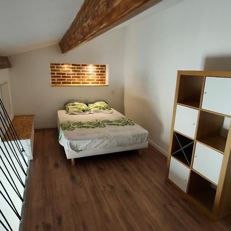Joli apparemment type Loft Lägenhet Cavaillon Exteriör bild